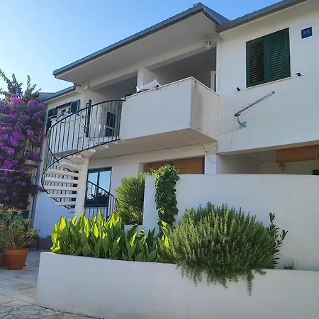 Jure Rogoznica (Sibenik-Knin)